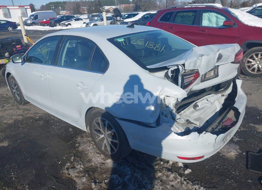 Photo 3 of 2017 Volkswagen Jetta 1.4T SE (VIN 3VWDB7AJ5HM285733)