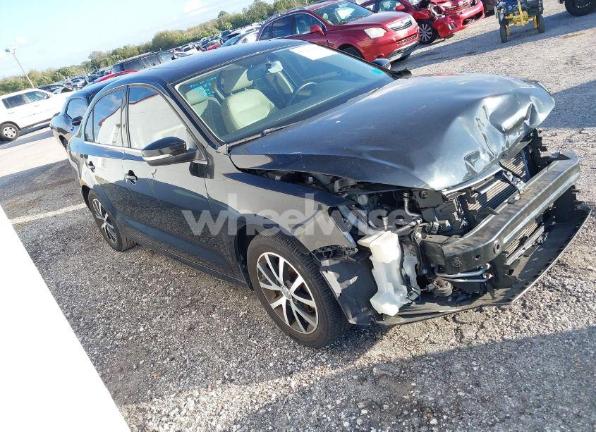 2017 Volkswagen Jetta 1.4T SE (VIN 3VWDB7AJ5HM320285) main photo