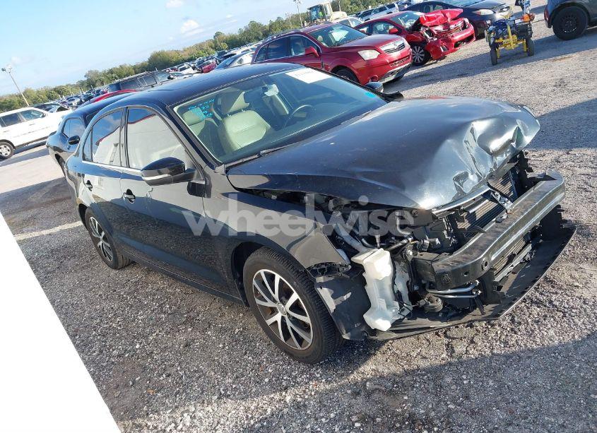 Photo 14 of 2017 Volkswagen Jetta 1.4T SE (VIN 3VWDB7AJ5HM320285)