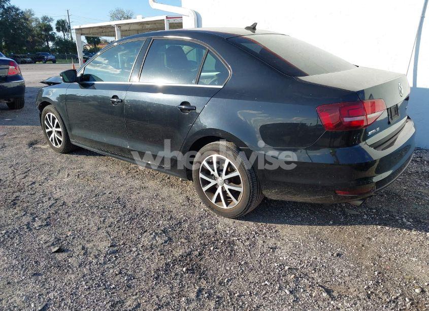 Photo 3 of 2017 Volkswagen Jetta 1.4T SE (VIN 3VWDB7AJ5HM320285)