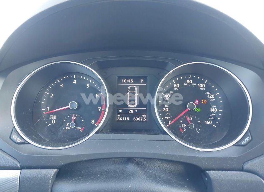 Photo 7 of 2017 Volkswagen Jetta 1.4T SE (VIN 3VWDB7AJ5HM371320)