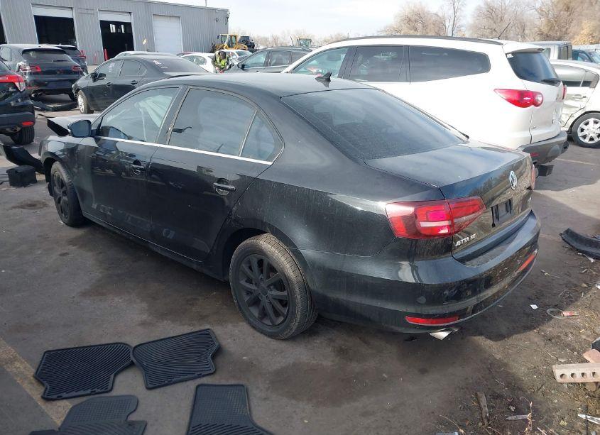 Photo 3 of 2017 Volkswagen Jetta 1.4T SE (VIN 3VWDB7AJ6HM269864)