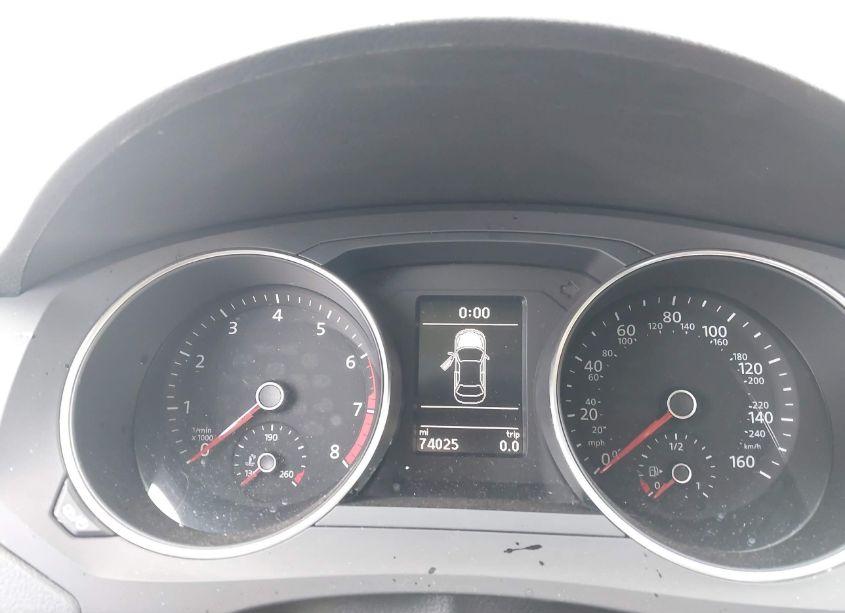 Photo 6 of 2017 Volkswagen Jetta 1.4T SE (VIN 3VWDB7AJ6HM269864)