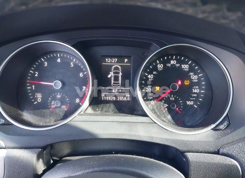 Photo 7 of 2017 Volkswagen Jetta 1.4T SE (VIN 3VWDB7AJ6HM290228)