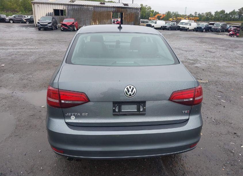 Photo 16 of 2017 Volkswagen Jetta 1.4T SE (VIN 3VWDB7AJ6HM292397)