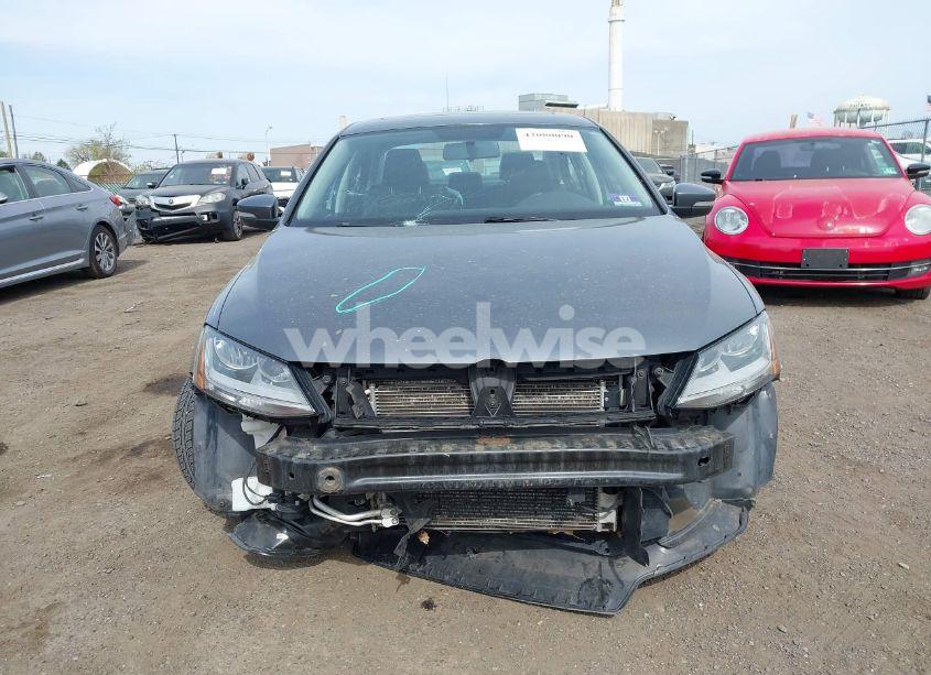 Photo 13 of 2017 Volkswagen Jetta 1.4T SE (VIN 3VWDB7AJ6HM292805)