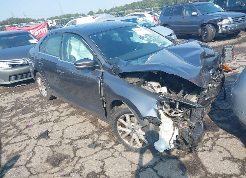 2017 Volkswagen Jetta 1.4T SE (VIN 3VWDB7AJ6HM306332) main photo