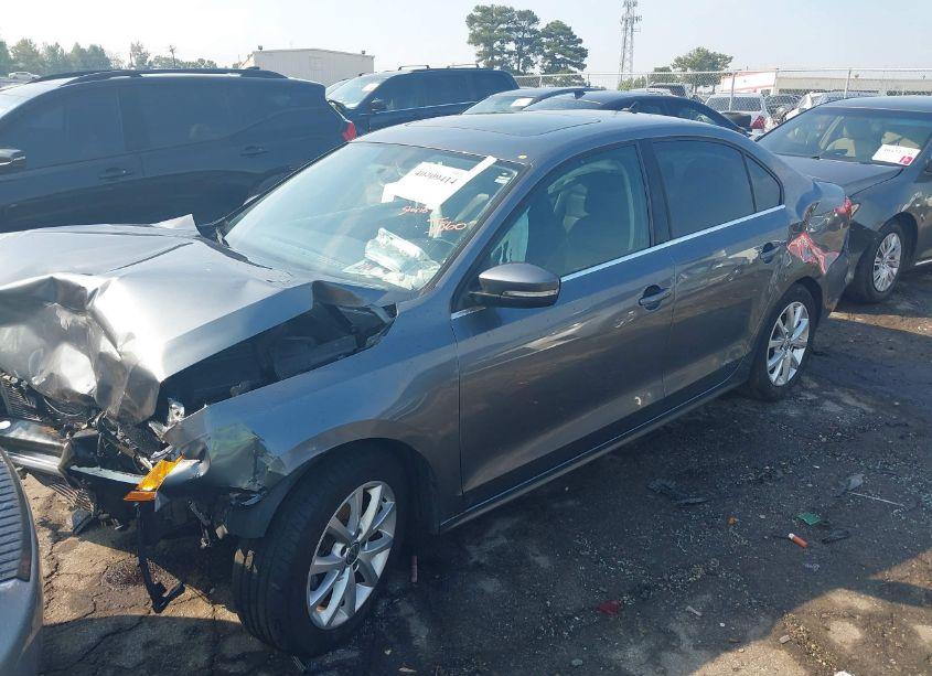 Photo 6 of 2017 Volkswagen Jetta 1.4T SE (VIN 3VWDB7AJ6HM306332)