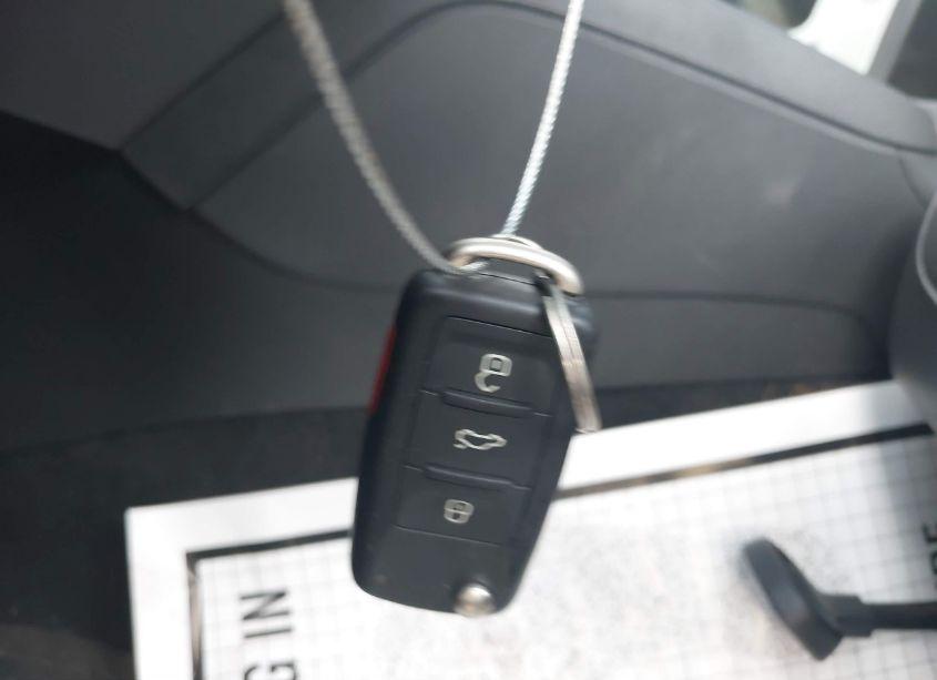 Photo 11 of 2017 Volkswagen Jetta 1.4T SE (VIN 3VWDB7AJ6HM404017)