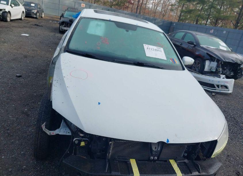 Photo 12 of 2017 Volkswagen Jetta 1.4T SE (VIN 3VWDB7AJ6HM404017)