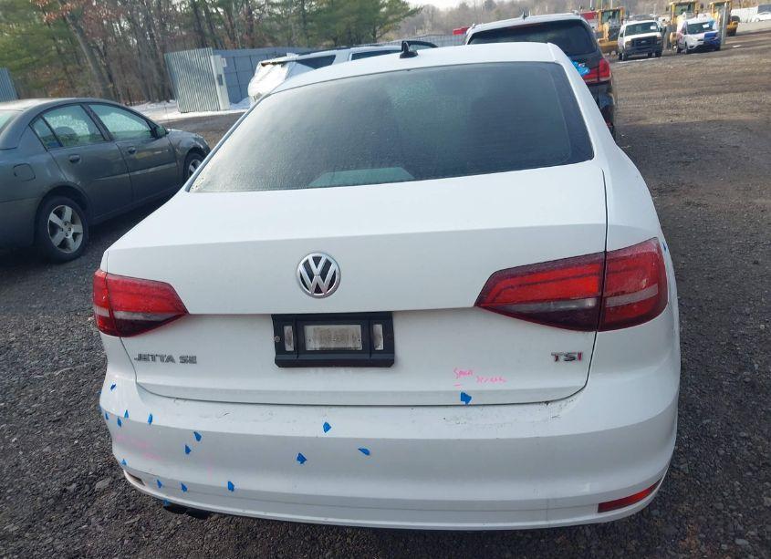 Photo 16 of 2017 Volkswagen Jetta 1.4T SE (VIN 3VWDB7AJ6HM404017)