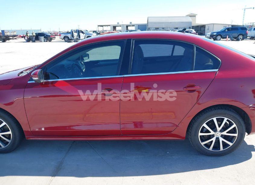 Photo 14 of 2017 Volkswagen Jetta 1.4T SE (VIN 3VWDB7AJ6HM410044)