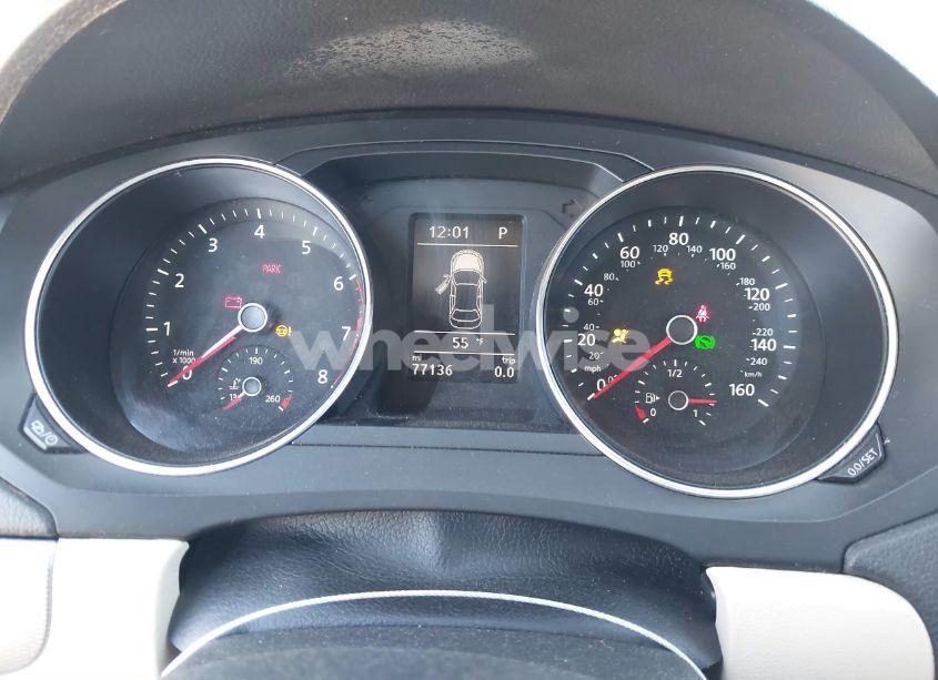 Photo 7 of 2017 Volkswagen Jetta 1.4T SE (VIN 3VWDB7AJ6HM410044)