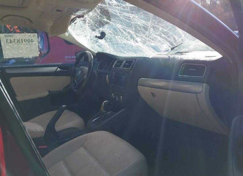 Photo 5 of 2017 Volkswagen Jetta 1.4T SE (VIN 3VWDB7AJ7HM255956)