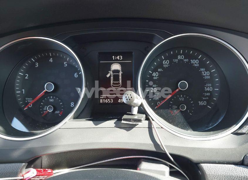 Photo 7 of 2017 Volkswagen Jetta 1.4T SE (VIN 3VWDB7AJ7HM385283)