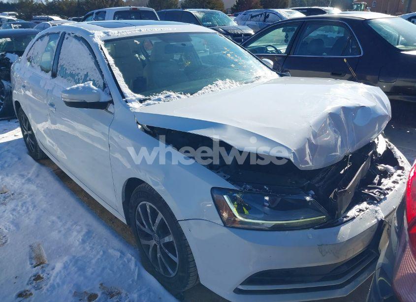 2017 Volkswagen Jetta 1.4T SE (VIN 3VWDB7AJ7HM386398) main photo