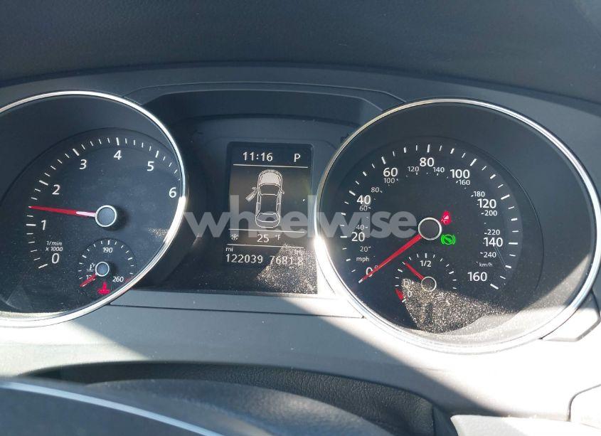 Photo 7 of 2017 Volkswagen Jetta 1.4T SE (VIN 3VWDB7AJ7HM386398)