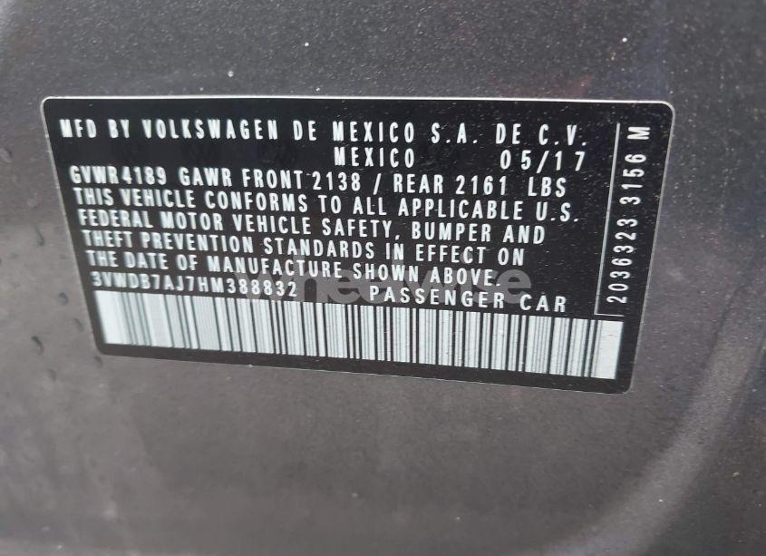 Photo 9 of 2017 Volkswagen Jetta 1.4T SE (VIN 3VWDB7AJ7HM388832)