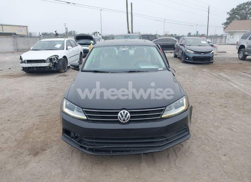 Photo 12 of 2017 Volkswagen Jetta 1.4T SE (VIN 3VWDB7AJ7HM408528)