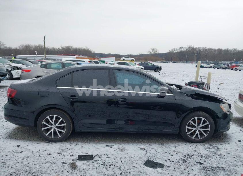 Photo 13 of 2017 Volkswagen Jetta 1.4T SE (VIN 3VWDB7AJ8HM237451)