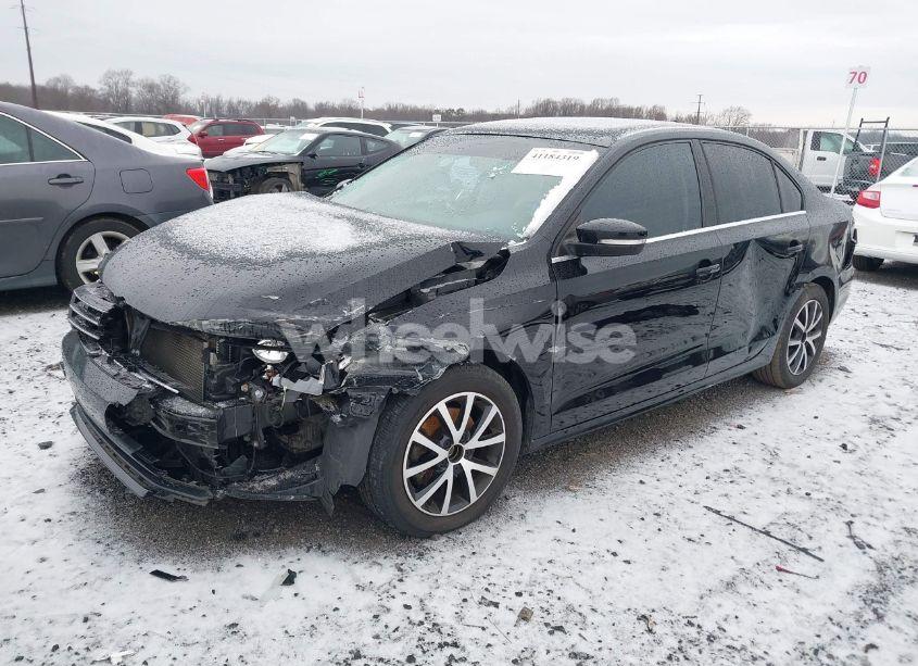 Photo 2 of 2017 Volkswagen Jetta 1.4T SE (VIN 3VWDB7AJ8HM237451)