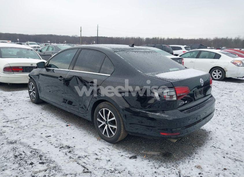 Photo 3 of 2017 Volkswagen Jetta 1.4T SE (VIN 3VWDB7AJ8HM237451)