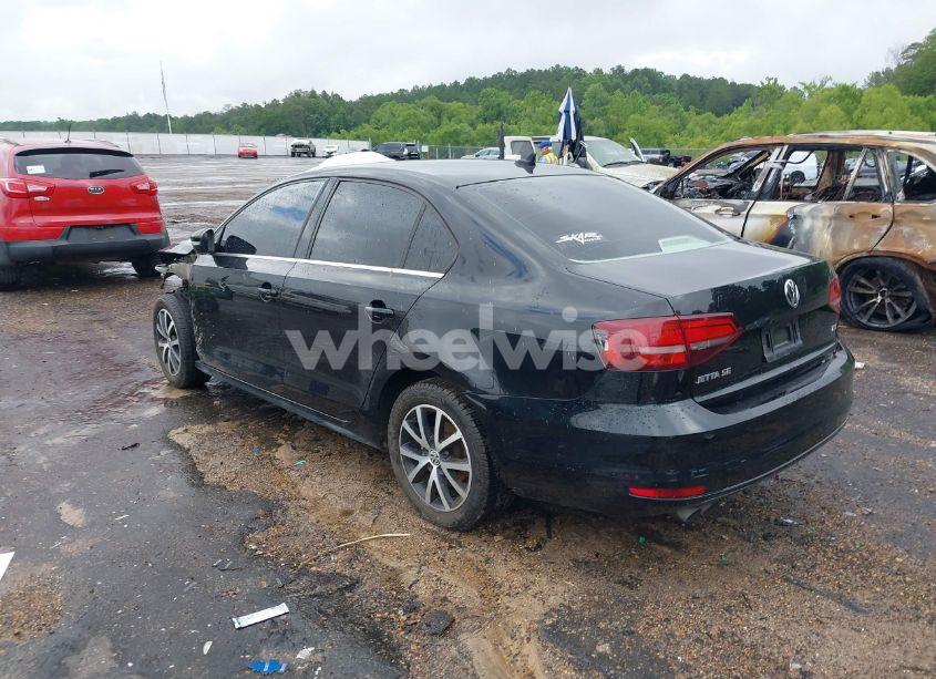 Photo 3 of 2017 Volkswagen Jetta 1.4T SE (VIN 3VWDB7AJ8HM252919)