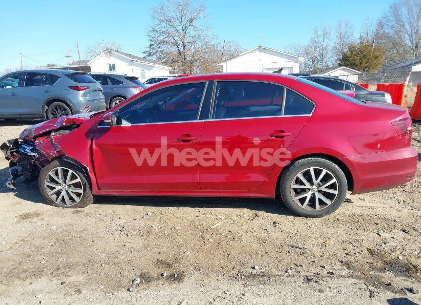 Photo 15 of 2017 Volkswagen Jetta 1.4T SE (VIN 3VWDB7AJ8HM271082)