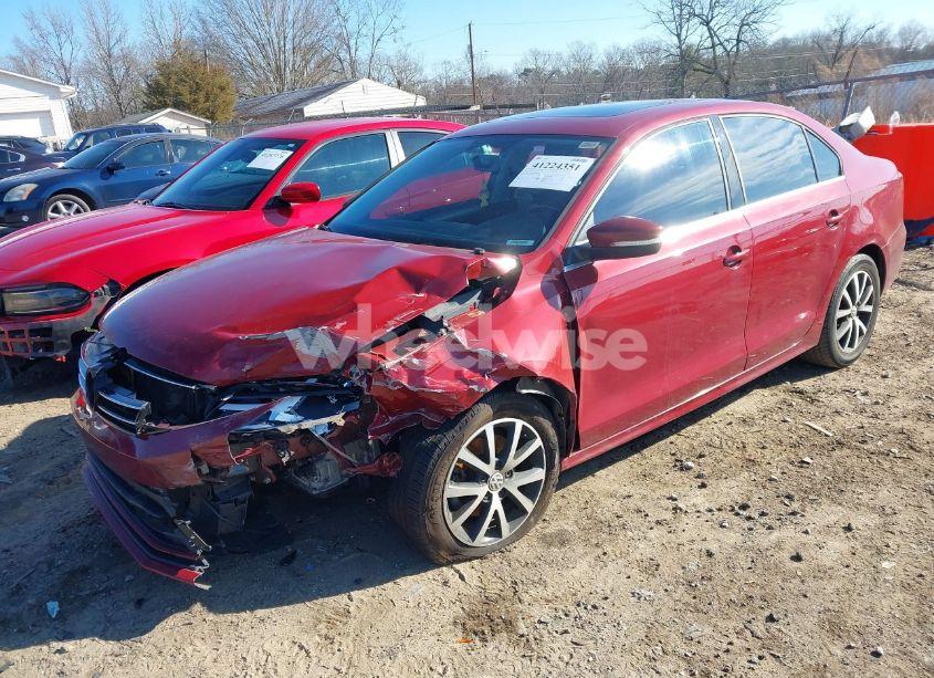 Photo 2 of 2017 Volkswagen Jetta 1.4T SE (VIN 3VWDB7AJ8HM271082)
