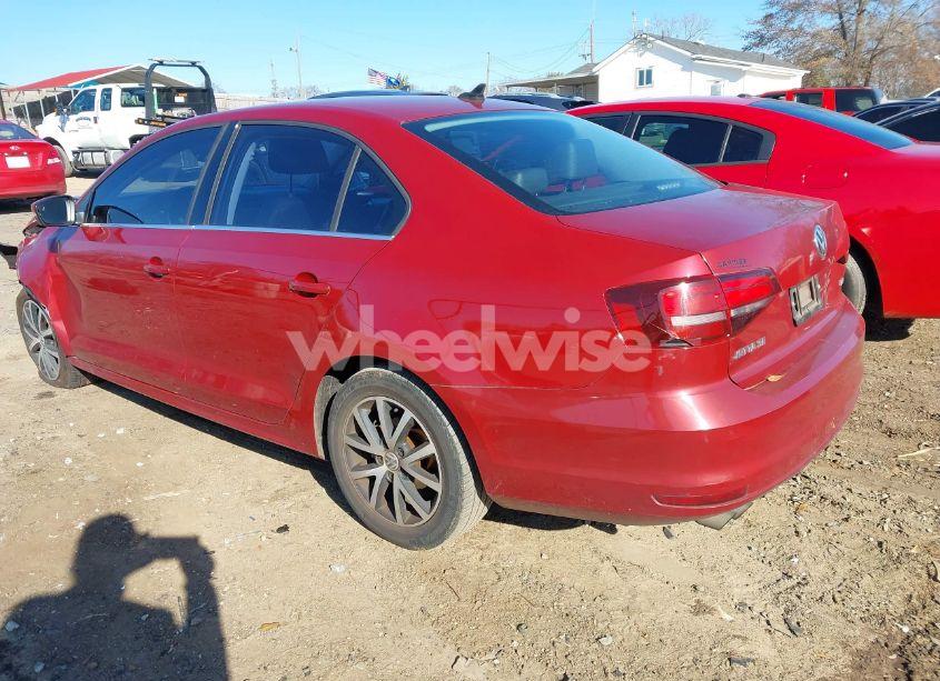 Photo 3 of 2017 Volkswagen Jetta 1.4T SE (VIN 3VWDB7AJ8HM271082)