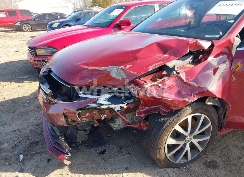 Photo 6 of 2017 Volkswagen Jetta 1.4T SE (VIN 3VWDB7AJ8HM271082)