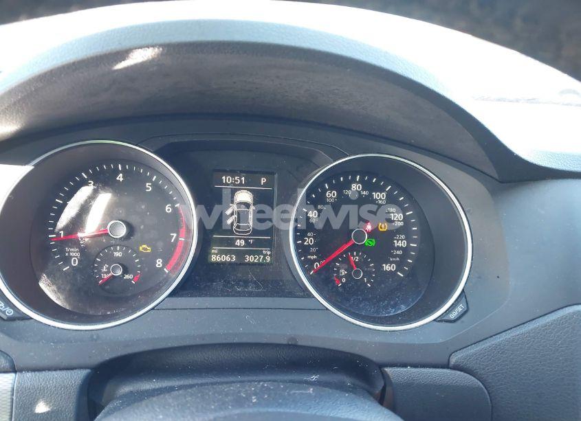 Photo 7 of 2017 Volkswagen Jetta 1.4T SE (VIN 3VWDB7AJ8HM271082)