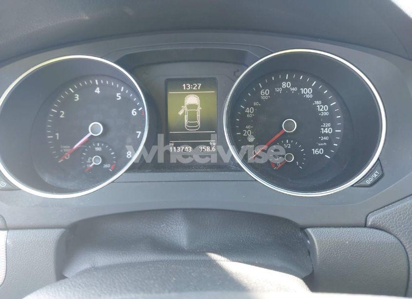 Photo 7 of 2017 Volkswagen Jetta 1.4T SE (VIN 3VWDB7AJ8HM392937)