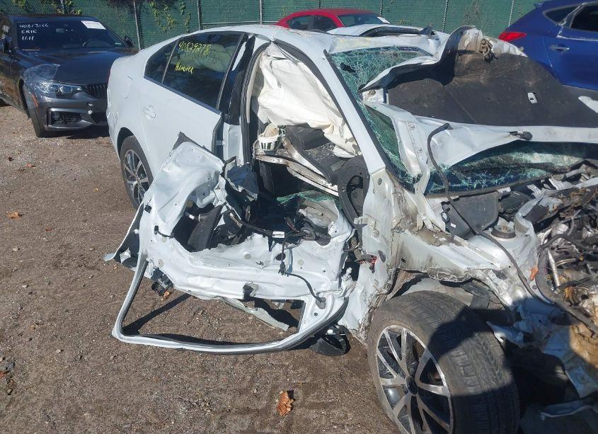 Photo 16 of 2017 Volkswagen Jetta 1.4T SE (VIN 3VWDB7AJ9HM295018)