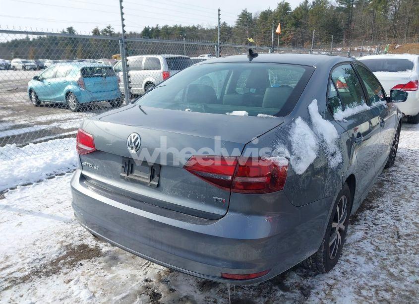 Photo 16 of 2017 Volkswagen Jetta 1.4T SE (VIN 3VWDB7AJ9HM298629)