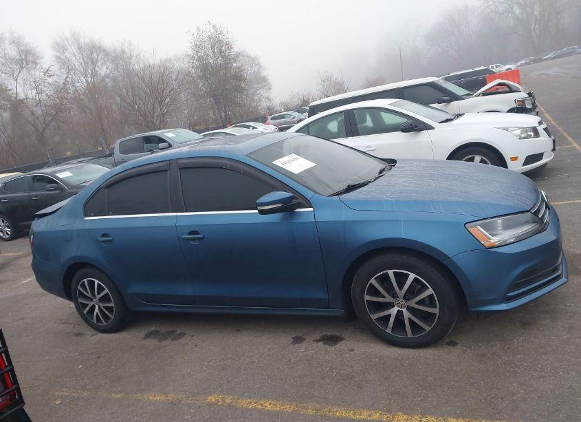 Photo 13 of 2017 Volkswagen Jetta 1.4T SE (VIN 3VWDB7AJ9HM316028)