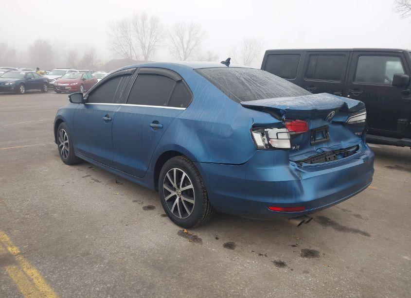 Photo 3 of 2017 Volkswagen Jetta 1.4T SE (VIN 3VWDB7AJ9HM316028)