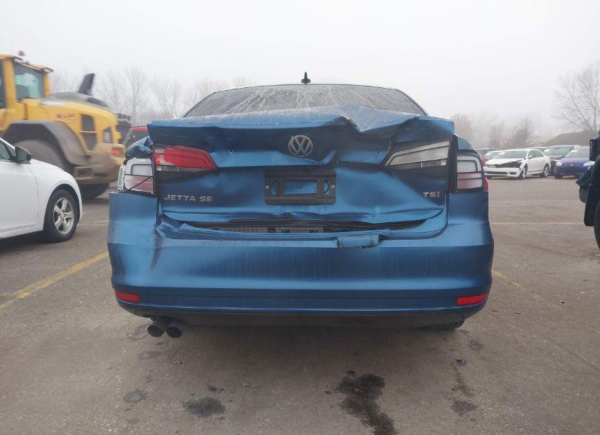 Photo 6 of 2017 Volkswagen Jetta 1.4T SE (VIN 3VWDB7AJ9HM316028)