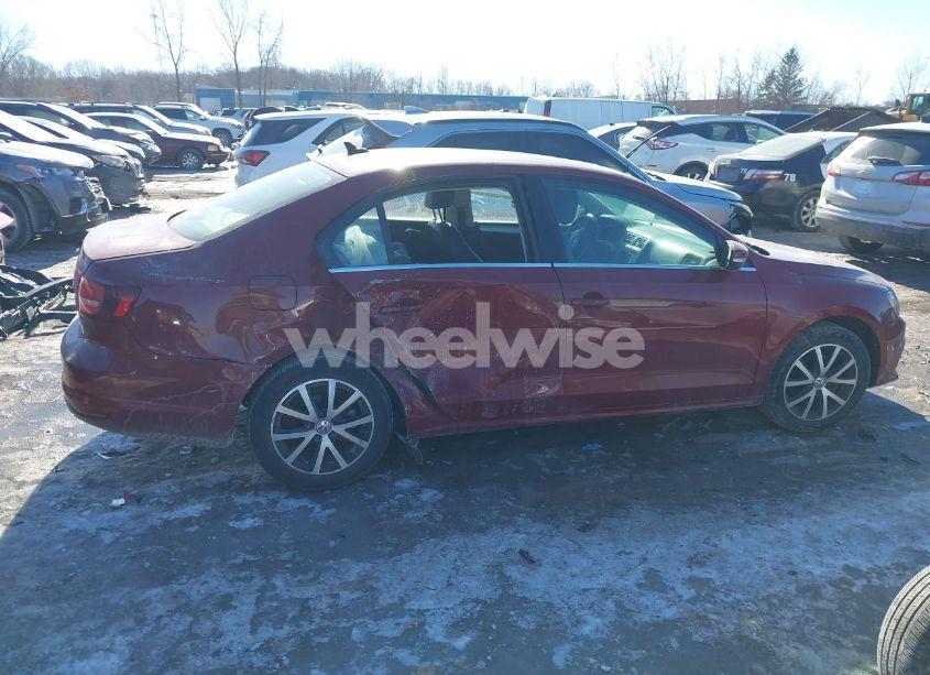 Photo 13 of 2017 Volkswagen Jetta 1.4T SE (VIN 3VWDB7AJ9HM323142)