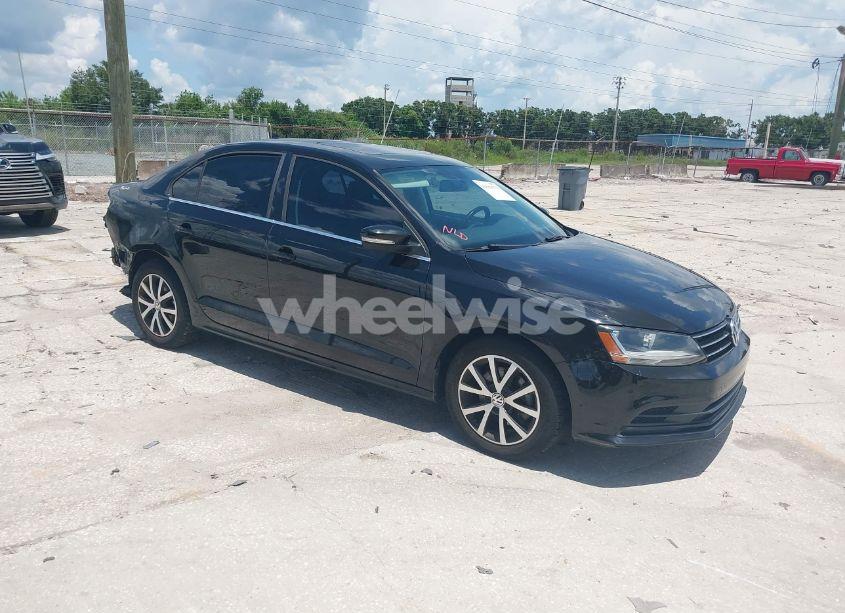 2017 Volkswagen Jetta 1.4T SE (VIN 3VWDB7AJXHM201714) main photo