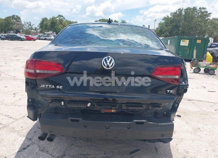 Photo 18 of 2017 Volkswagen Jetta 1.4T SE (VIN 3VWDB7AJXHM201714)
