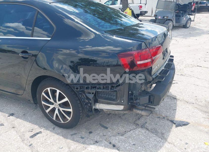 Photo 19 of 2017 Volkswagen Jetta 1.4T SE (VIN 3VWDB7AJXHM201714)