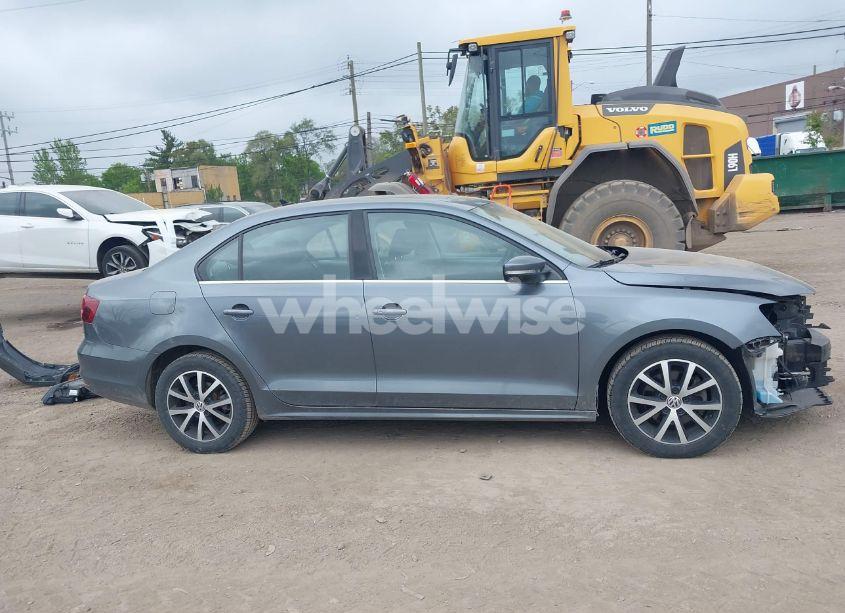 Photo 14 of 2017 Volkswagen Jetta 1.4T SE (VIN 3VWDB7AJXHM264246)