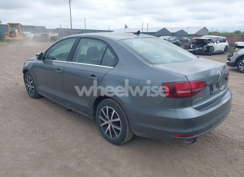 Photo 3 of 2017 Volkswagen Jetta 1.4T SE (VIN 3VWDB7AJXHM264246)