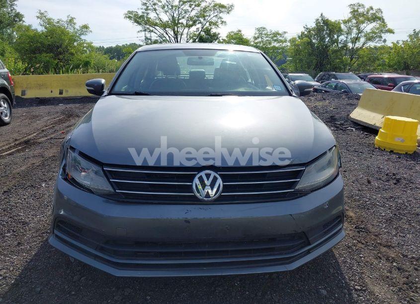 Photo 12 of 2017 Volkswagen Jetta 1.4T SE (VIN 3VWDB7AJXHM307368)