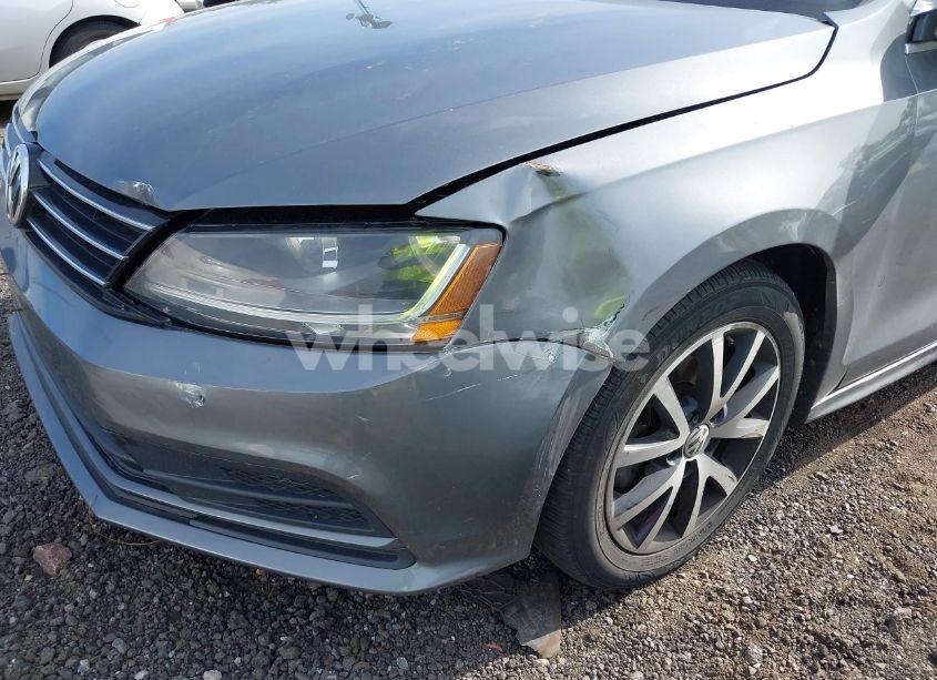 Photo 17 of 2017 Volkswagen Jetta 1.4T SE (VIN 3VWDB7AJXHM307368)