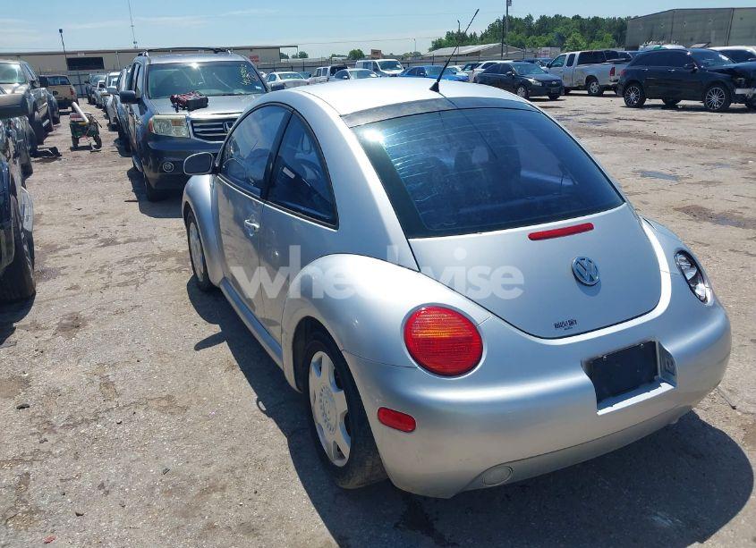 Photo 3 of 2001 Volkswagen New BEETLE GLX (VIN 3VWDC21CX1M414377)