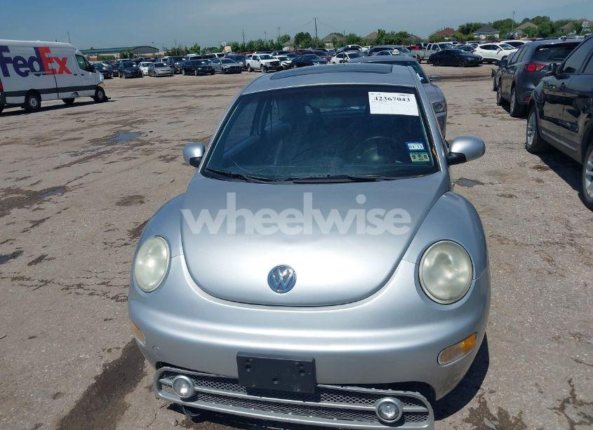Photo 6 of 2001 Volkswagen New BEETLE GLX (VIN 3VWDC21CX1M414377)