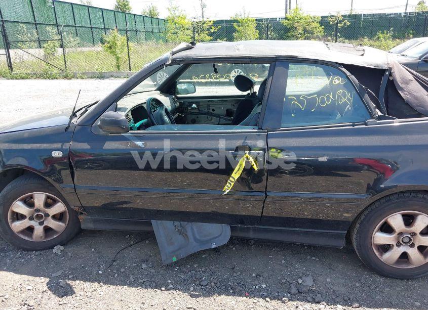 Photo 6 of 2001 Volkswagen Cabrio GLX (VIN 3VWDC21V71M810154)