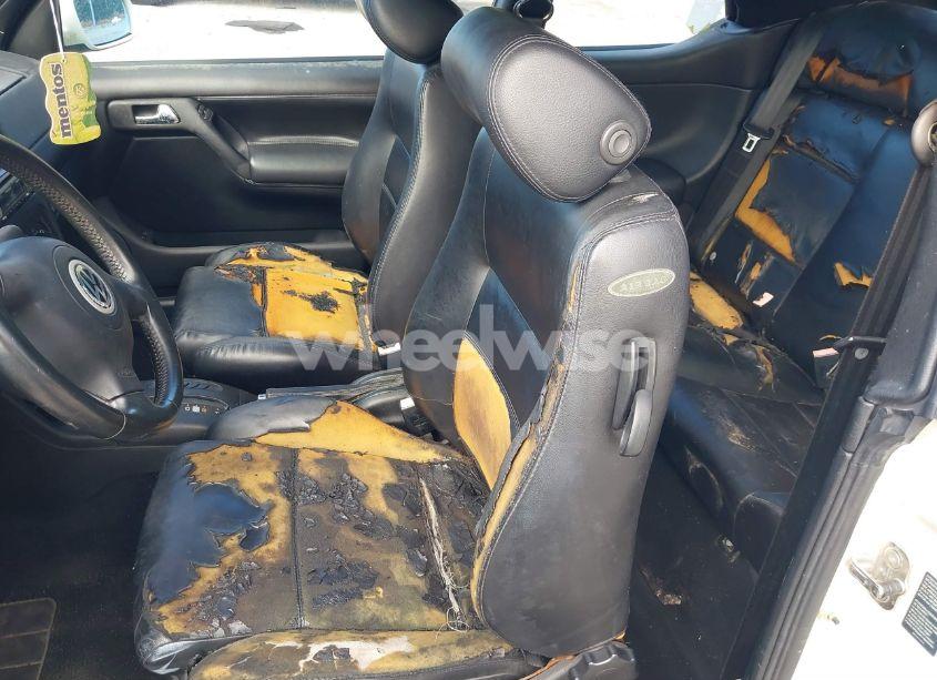 Photo 6 of 2002 Volkswagen Cabrio GLX (VIN 3VWDC21V82M803053)